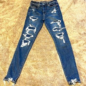 American Eagle skinny jeans size 8 long. EUC.